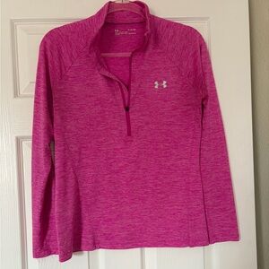 UA Heatgear Quarter Zip tech Long Sleeve. Size M